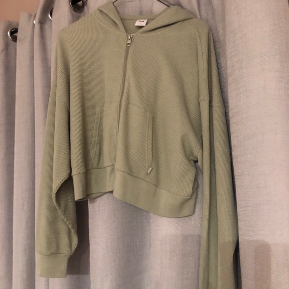 Aritzia Tops - TNA Boxy Sweater